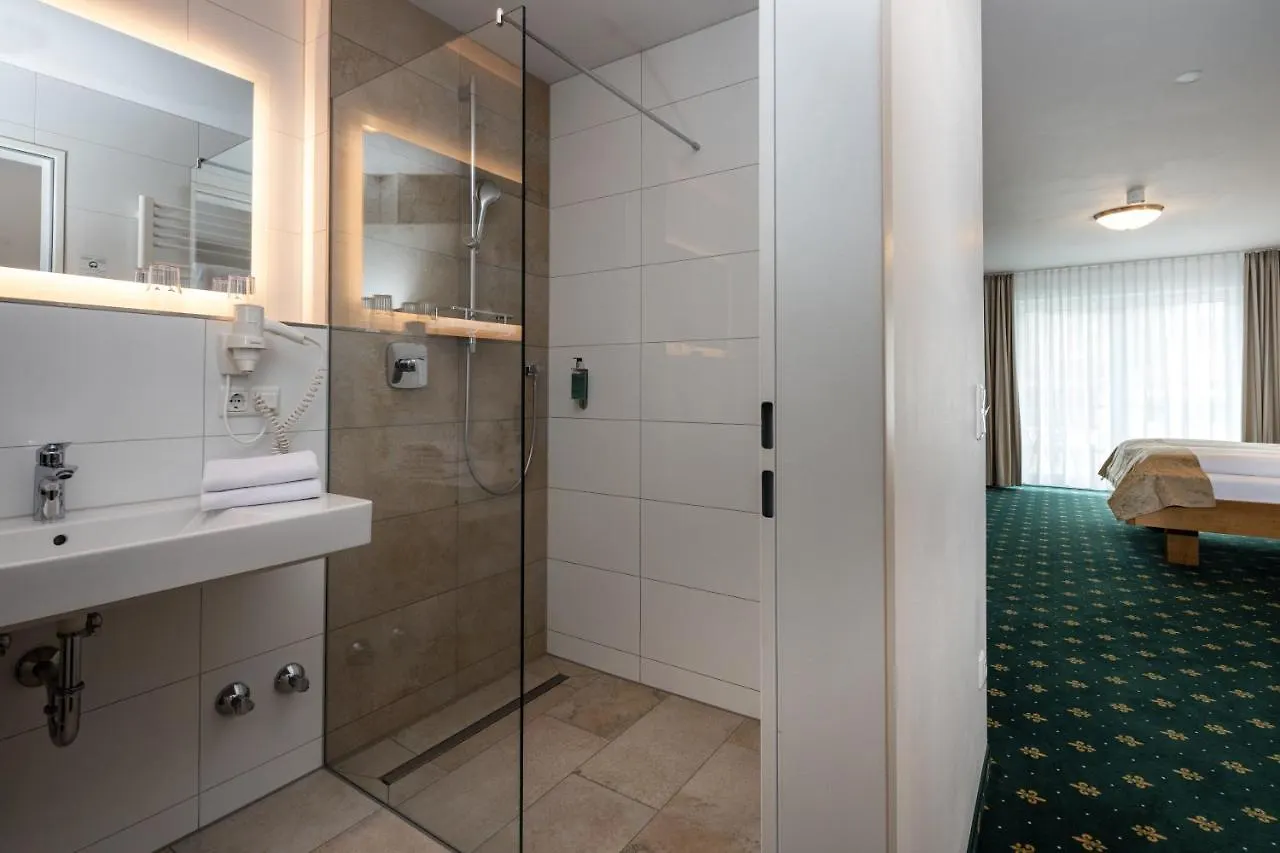 Hotel Schwabenwirt Berchtesgaden 3*,